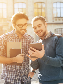 Et ipsam aut mollitia doloribus nihil.